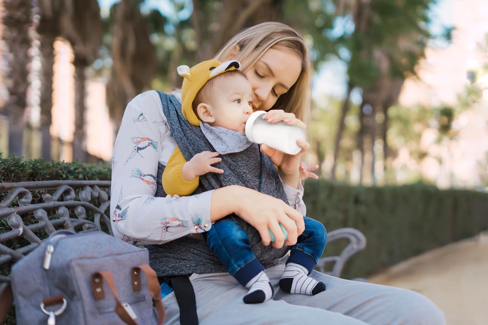 Danone Lance Une Nouvelle Préparation Infantile Mélange Laitier Et Végétal, Pour Répondre Aux Souhaits De Parents En Quête D'un Plus Grand Choix D'aliments D'origine Végétale